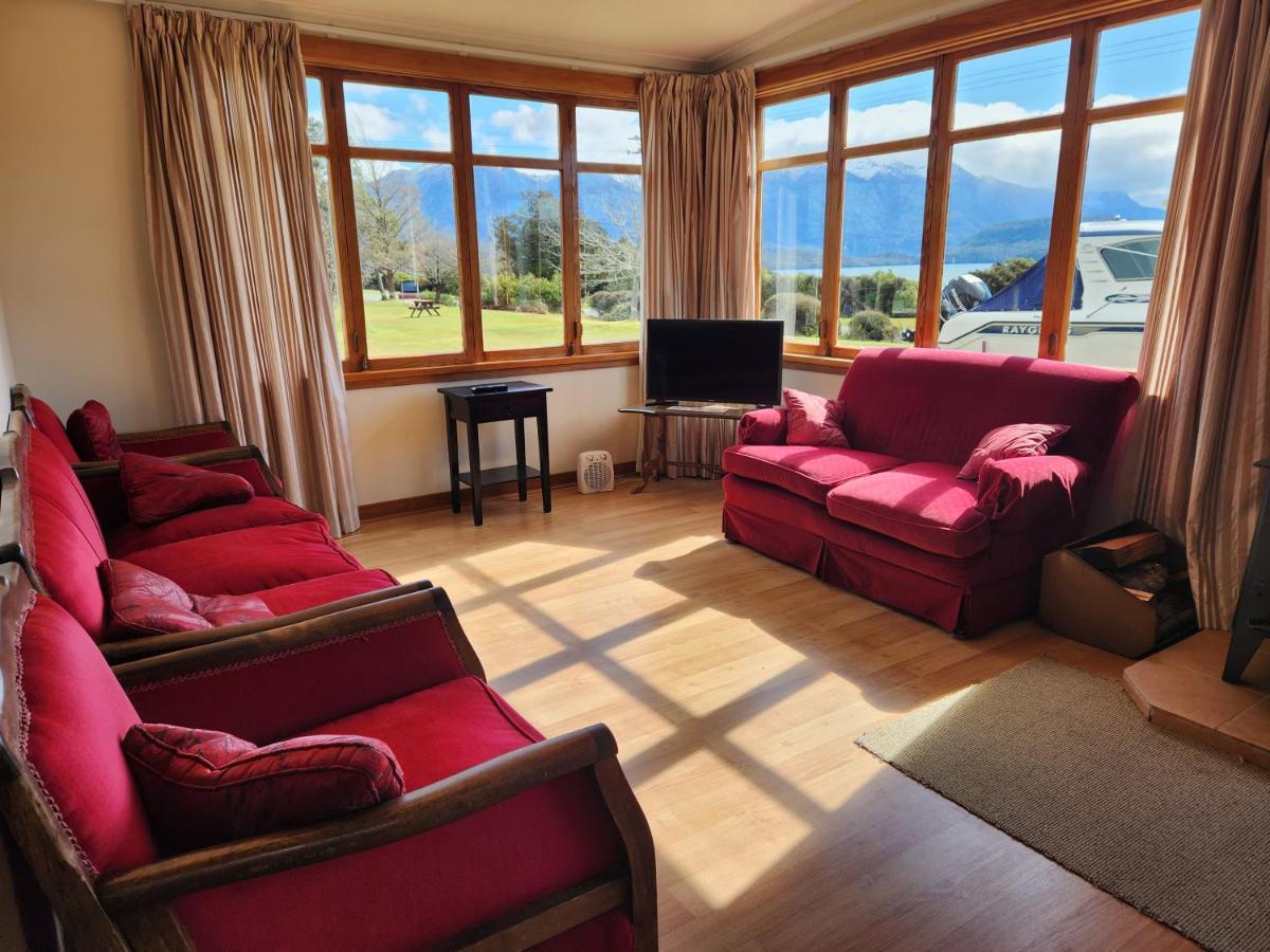 Manapouri Holiday Park Exterior photo